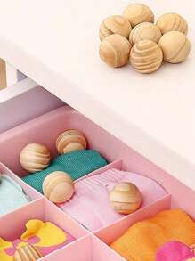 10 Peças Bolas de Cânfora Natural, Repelente de Traça com Aroma de Cedro para Armários Domésticos, Anti-Mofo e Anti-Inseto para Banheiro