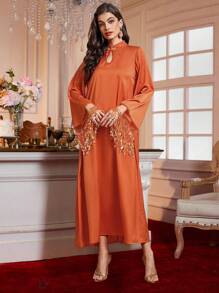 Modische und elegante Damenbekleidung für Frühling, Sommer, Ostern, Valentinstag, chinesischer Klappkragen, elegantes Stehkragen-Design, Quasten, Anhänger, Pailletten, Metalldraht, Trompetenärmel, einfarbig, langer, luftiger Lässig-Rock, Urlaubskleid, arabische Resort-Mode für Damen, Satin-Party, A-Linien-Saum bis Knöchellänge, luxuriöses Abendkleid für Damen