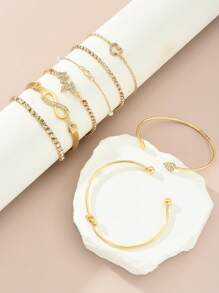 8 Stücke & eleganter Metallarmband-Set mit verschiedenen Elementen wie Perlen, Herzen, Schmetterlingen, Unendlichkeit, Strass, personalisiertes delikates süßes mehrschichtiges Armband, ideal als Geschenk für Freunde, Familie, Geliebte, Feiertage, Partys, Alltagsgebrauch, Jahrestag