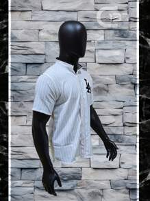 Camisa a rayas, grafico letras bordado, cuello redondo, botones, manga corta para hombre - Gris Claro - Ver 3