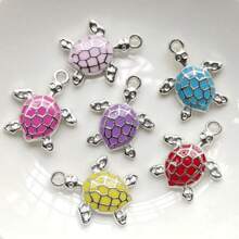 10 piezas Colgantes de tortuga de 28x24mm de acrílico de colores para hacer joyas DIY, descubrimientos, pulseras y accesorios de pendientes