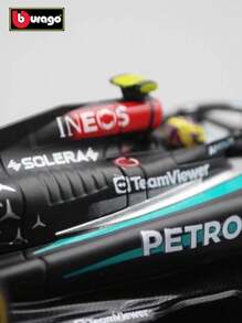 Burago Bburago 1:43 2024 Mercedes AMG F1 W15 #44 Modelo de carro NOVO NA CAIXA Coleções de veículos para brincar