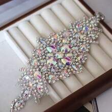 1 pieza Aplique con cristales de colores y strass para coser, DIY en ropa, vestidos, cinturillas, pegatina de cristal y strass de alta gama hecho a mano, faja nupcial - Rojo y blanco - Ver 3