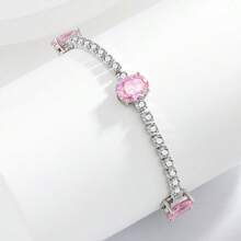 1 件可调节长度手链，镶有 3 颗椭圆形方晶锆石，4 爪镶嵌和闪亮密钉设计，优雅的礼物之选，适合毕业典礼、派对、求婚、表白，适合男士、女士、情侣