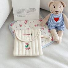 1pc Embroidered Pattern Sanitary Napkin Pouch, Portable And Lightweight Feminine Hygiene Pad Storage Bag, Cute Mini Carrying Bag With Easter Bunny Design, Quilted Cover Storage Pouch, Travel Space Saver Bag