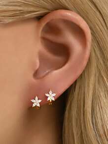 1pc Elegant 925 Sterling Silver Flower Hoop Earrings With Shiny Cubic Zirconia, Featuring A Simple Five-Leaf Clover Design, Suitable For Girls And Ladies For Daily Wear And Parties