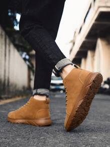 Męskie buty trekkingowe Mid-Top, skórzane trampki w stylu retro, wodoodporne buty trekkingowe na zewnątrz, sportowe buty retro dla mężczyzn, antypoślizgowe buty outdoorowe dla mężczyzn, odpowiednie do aktywności na świeżym powietrzu