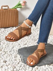 New Spring/Summer Fashion Women's Slip-On Slides, Stylish Casual Roman Style Slip-On Sandals In Black, Beige, Brown; Comfortable Flat Woven Beach Sandals; Blogger Recommended Thick Sole Sandals; Summer Beach Shoes; Elegant Buckle Low-Heel Round Toe Slides; Simple Non-Slip Outdoor Slippers; Versatile Flat Slip-On Sandals