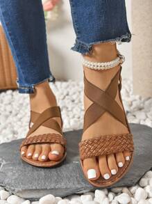 New Spring/Summer Fashion Women's Slip-On Slides, Stylish Casual Roman Style Slip-On Sandals In Black, Beige, Brown; Comfortable Flat Woven Beach Sandals; Blogger Recommended Thick Sole Sandals; Summer Beach Shoes; Elegant Buckle Low-Heel Round Toe Slides; Simple Non-Slip Outdoor Slippers; Versatile Flat Slip-On Sandals