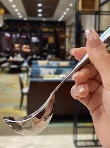 重型冰淇淋勺 - 符合人体工程学的 304 不锈钢冰淇淋勺 - 专业冰淇淋勺，适用于冰淇淋、意式冰淇淋、曲奇面团、甜瓜、冷冻酸奶 - 可用洗碗机清洗的金属厨房工具 - 银色 - 彩色 - 查看 3