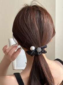 2pcs/4pcs/6pcs Elegant Bow Pearl Hair Scrunchies, Versatile High Elastic Hair Ties For Women, Polyester Pearl Bowknot Hair Accessories, All Season,Scrunchy Hair Ties