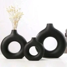 1pc Black Plastic Round Vase Ornaments, Simulation Dried Flower Decorative Vases, Flower Arrangement Art Vases, Simple Living Room Exhibition Hall Decoration, Home Decoration, Vases, Ornaments, Table Decoration.