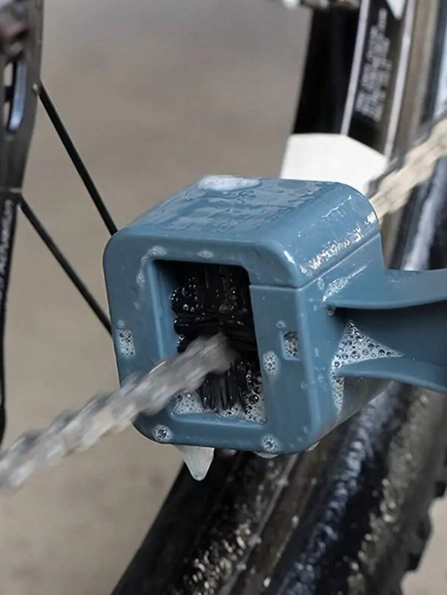 1pc MTB Bicycle Chain Cleaning Brush, Plastic Chain Gear Trash Wheel Brush, Portable Bicycle & Motorcycle Cleaning Tool, Rim & Tire Care - Grey - View 1