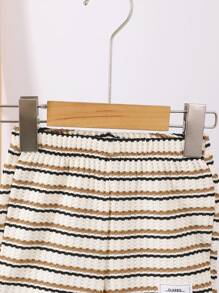 2 pièces/Ensemble Top décontracté à texture tricotée avec col polo et lettre brodée, et pantalon. Ensemble d'été