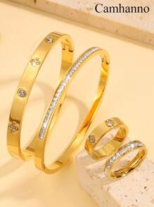 4 pièces d'accessoires de couple de luxe en acier inoxydable exquis personnalisés, convenant pour diverses occasions telles que la vie quotidienne, les voyages, les mariages, les fêtes. Accessoires polyvalents et indélébiles