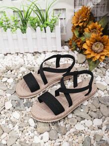 女士新款夏季平底交叉带罗马凉鞋，轻便软底海滩和度假凉鞋