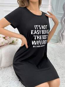 فستان بنطلون قصير بياقة دائرية وأكمام قصيرة للنساء، مع شعارات وطباعة أحرف بسيطة ، بنطلون قصير بياقة دائرية وأكمام قصيرة ، ثوب نوم مريح مناسب للمنزل ، الخروج ، الرياضة ، إلخ. - الأسود - مشاهدة 7