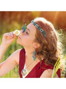 60、70年代嬉皮士风格女士服装套装，包括流苏背心、太阳镜、项链、耳环和发带。套装包含眼镜、发带、和平标志项链和耳环，适合圣诞派对装扮。 - 彩色 - 查看 9