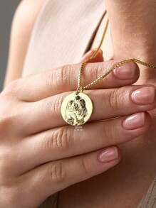 Stainless Steel 18mm Coin Personalized Gift For Mom Family Portrait Necklace Custom Photo Engraved Family Picture Necklace Custom Disc Silhouette Necklace,Silver,Gold,White,Stylish,Colorful,Vintage,Simple,Unisex,Casual,Cuties,Custom,Personalized,Unique,Ideal Gifts For Him,Ideal Gifts For Her,Her,Boyfriend,Girlfriend,Dad,Mom,Family,Friends,For Anniversaries,For Birthdays,For Graduation,For Prom,For Party,Gold Jewelry