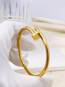 1 pieza Brazalete elegante y personalizado de acero inoxidable con diseño de trébol de cuatro hojas, adecuado para uso diario o de fiesta para mujeres, también es un gran regalo para festividades