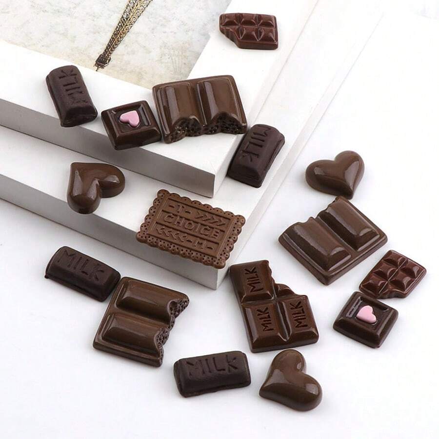 30pcs Simulated 3D Chocolate Inspired Resin Pendant, Heart Chocolate Waffle Chocolate Charms, Suitable For DIY Jewelry Making, Phone Case, Earrings, Bracelets, Necklaces, Keychains, Valentine's Gift
