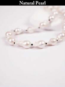 1pc Fashion Natural Baroque Pearl Necklace, White Asymmetrical Style Pearl Necklace, Suitable For Men Or Daily Wear, Gift Box For Holiday