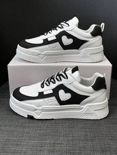 Plus Size Thick Sole Small White Shoes Women 2025 New Autumn Student Hong Kong Style Retro Sports Casual Black & White Panda Versatile Platform Sneakers Outdoor Travel Shoes