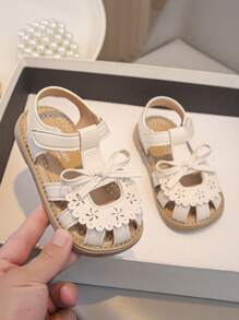 1 Pair Girls Bowknot Frill Decor Hook And Loop Soft Bottom Sandals, Anti-Slip Princess Style Closed Toe Flats, Summer