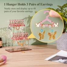 Los clips para pendientes de acrílico tienen un diseño único de doble capa, con pequeños ganchos para colgar que ofrecen un amplio espacio de almacenamiento para 48 pares de pendientes. Ideal para exhibir en espejos, tocadores del hogar y mostradores minoristas. Organizador, soporte y bandeja de joyas.