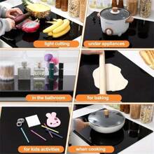 实用的亚克力砧板，防滑易清洁，边缘设计保护台面并节省空间，是家庭厨师和专业厨师的理想厨房必备品，也是完美的圣诞礼物之选。优质带边缘亚克力砧板 - 防滑防油厨房水果蔬菜砧板 - 理想的父母礼物，黑色