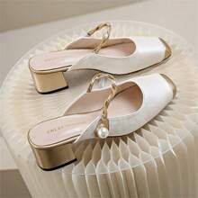 Bellezza assoluta di piccole pantofole con tacco alto Baotou in stile profumo, da donna, estive, da indossare fuori, in stile country, nuove pantofole cinesi con gonna a perle ruvide