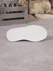 Kids Fashion Colorful Bear Pattern Sports Casual Sneakers, Versatile For Spring & Autumn