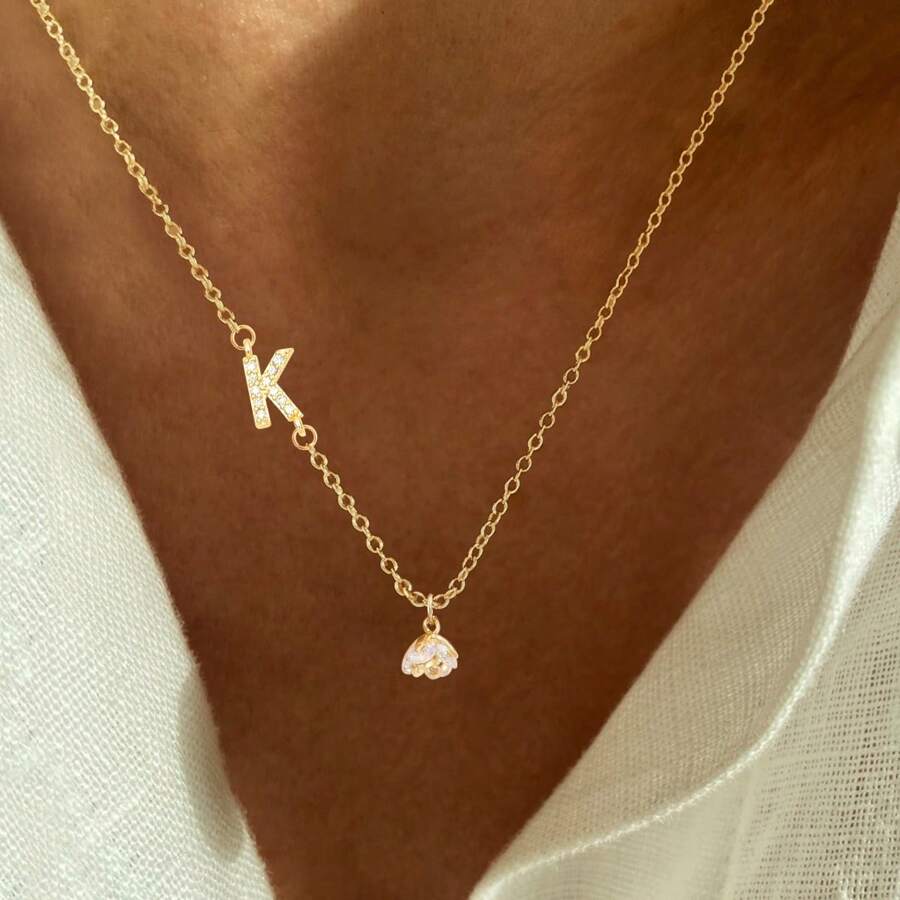 1 件全新复古水晶花朵字母吊坠金色链条项链女款