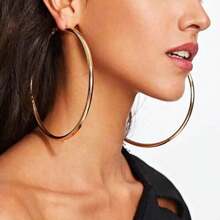1 Pair Punk Style Exaggerated Hollow Metal Geometric Big Hoop Earrings, Suitable For Women Party, Nightclub And Everyday Wear - Empty Tube Ear Loop - View 1