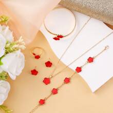 5pcs Radiant Clover Jewelry Set, Acrylic Bracelet, Necklace, Ring, Earrings And Bracelet For Women