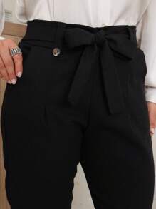 Calça Social Feminina Alfaiataria em Linho Cintura Alta Cinto Fake Laço - Preto - Visão 5