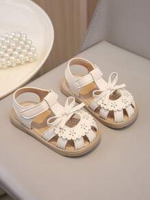 1 Pair Girls Bowknot Frill Decor Hook And Loop Soft Bottom Sandals, Anti-Slip Princess Style Closed Toe Flats, Summer
