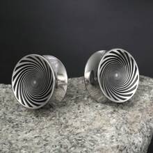 2PCS Fashion Round Vortex Ear Gauges Tunnels 316 Stainless Steel Plugs Women Piercing Body Jewelry Hypoallergenic New