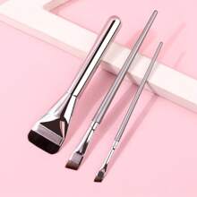 Makeup Brush Set Includes: 1pc Concealer Flat Top Brush, 2pcs Silver Ultra- Makeup Sponge Blades, 2pcs Black Triangle Makeup Sponges, Suitable For Beginners