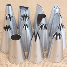 15 szt. Średnich bezszwowych końcówek do dekoracji ze stali nierdzewnej, końcówki do dekoracji ciast, ciasto, babeczka, dekoracja blachy do pieczenia, narzędzie do pieczenia, narzędzie do dekoracji, narzędzie do dekoracji ciast, krem, ciasteczko, gadżety kuchenne - Narzędzia do dekoracji - Zobacz 2