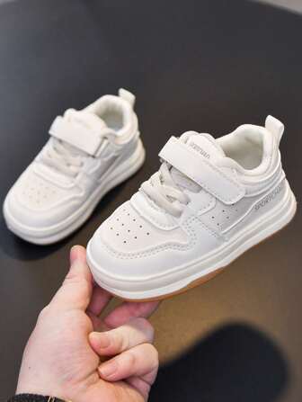 1 双休闲婴儿运动鞋，幼儿女孩步行鞋，轻便防滑户外春秋鞋，男孩小白平底鞋