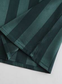 男士刺绣阿拉伯青年长袍，休闲宽松绿色长袍