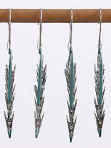 Hoogwaardige metalen hangers, antislip en niet-afgevende kledinghangers, kleerhanger, klassieke hanger, multifunctionele hanger, met een stevig en verdikt ontwerp, robuuste kapstokhaken, geschikt voor het drogen, opbergen en organiseren van kleding in slaapkamers, badkamers en huishoudens