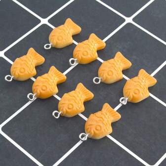 10pcs Vintage Classic Cookie & Fish Shaped Resin Charm Pendant DIY Jewelry Craft Bracelet Necklace Bracelet Pendant Accessory, Jewelry Making Supplies, Suitable For Women, Mother's Day, Valentine's Day And Festivals