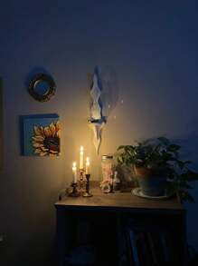 Chân nến bằng nhựa họa tiết hoa kiểu Pháp cổ điển, màu đồng cổ/Trang trí nội thất/Đồ trang trí retro, vật trang trí nhà cửa lý tưởng cho Ngày của Mẹ, Sinh nhật, Mùa tựu trường, Lễ tốt nghiệp và Mùa cưới. - Nhiều màu - Xem 9