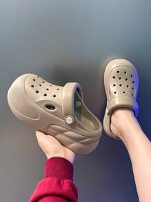 女士厚底平底拖鞋 - 纯色 EVA 拖鞋 | 超柔软、透气、轻便的夏季鞋 | 时尚防水设计，适合海滩、泳池和休闲穿着 - 棕色 - 查看 5