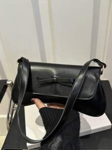 Retro Bowknot Decoration Flap Armpit Bag Asymmetric And Simple Shoulder Bag, Suitable For Shopping, Wallets, Shopping, Young Women, College Students, Newcomers, White-Collar Workers. They Are Very Suitable For Offices, Universities, Work, Business, Commuting, Outdoor Activities, Travel, And Outings