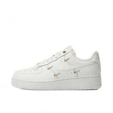 Nike 2025 女款 WMNS AIR FORCE 1 07 LX 运动鞋/复古低帮 FV3654-111 - 白色 - 查看 1