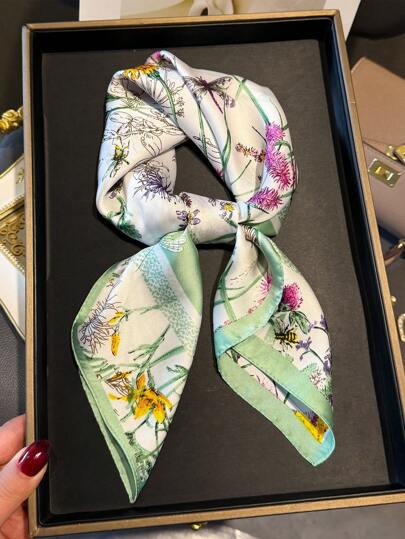 1pc Women's Elegant/Retro Fashion Printed Lightweight Satin Scarf/Square Scarf, Can Be Used As Headscarf, Scarf, Shawl, Lightweight And Comfortable Women's Wrap, Robe, Headpiece, Suitable For Spring, Summer, Autumn Daily Wear And Outings, Also An Ideal Gift For Mother's Day, Women's Day.