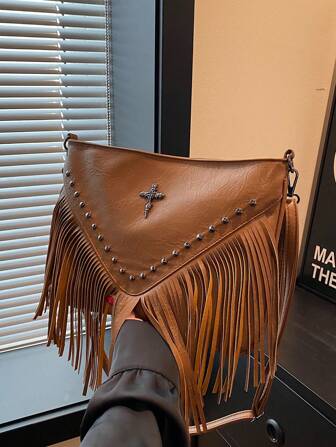 时尚复古皮革斜挎包，波西米亚风格单肩包，流苏铆钉十字装饰方形钱包休闲斜挎包，适合旅行和日常使用，便携式商务工作挎包单肩包流浪汉流苏斜挎包小手提包